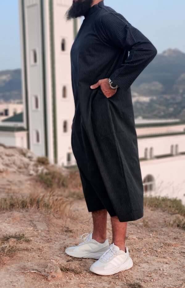 Modern Qamis - Chalk Black